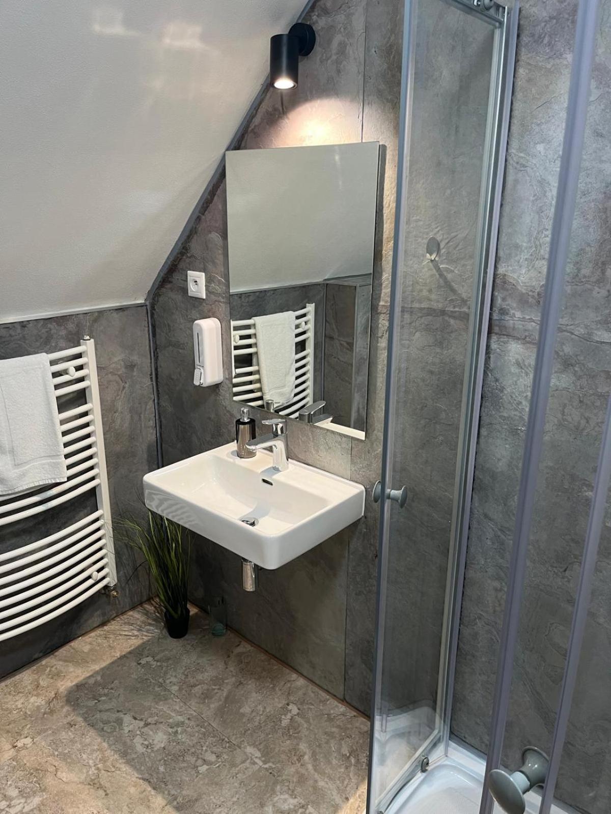 Boutique Hotel Posta Rl Oravsky Podzamok Ngoại thất bức ảnh